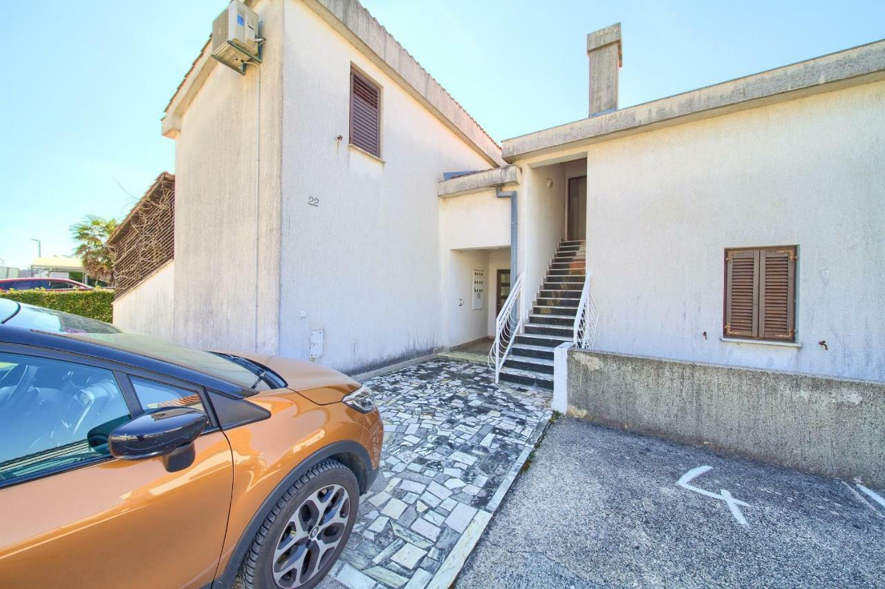 Apartment Galerija By El-Pi Tours Njivice Εξωτερικό φωτογραφία